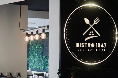 Coffee shop Bistro 1947 in Lane Cove North