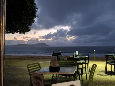 Coffee shop Terrigal Surf Caf2 in Terrigal