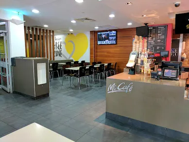 Coffee shop McDonald's Emerton II in Emerton