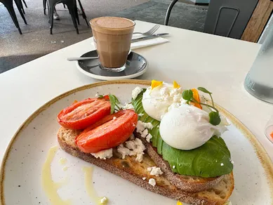 Coffee shop Third Rail in Waverton