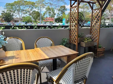 Coffee shop Cafe 4se7en in Casula