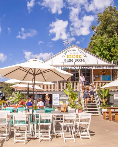 Coffee shop Cottage Point Kiosk & Boat Hire in Cottage Point