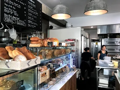 Coffee shop Breadfern Bakery in Redfern