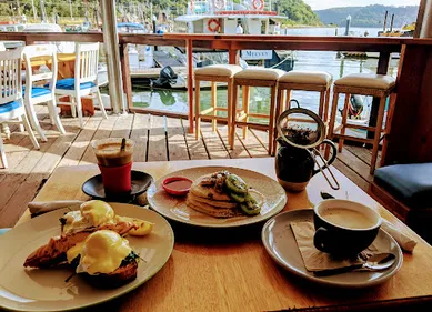 Coffee shop Hawkesbury River Marina in Brooklyn