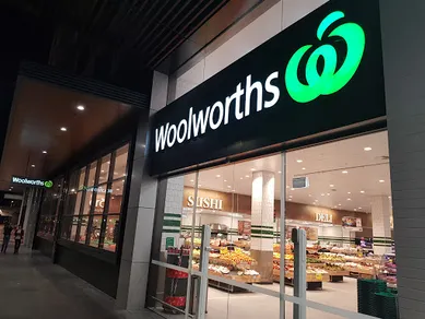 Coffee shop Woolworths Green Square in Zetland