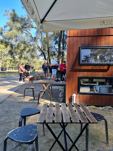 Coffee shop Puppy Tail Cafe in Lane Cove West