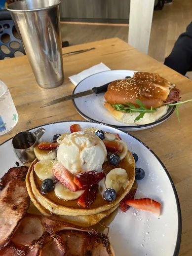 Coffee shop Forest Brunch Bar in Forestville