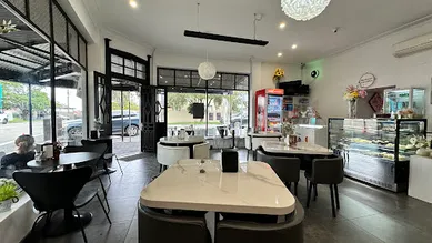 Coffee shop Maritta Garden Cafe in Burwood Heights