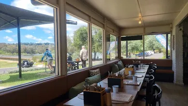 Coffee shop Lakeside Kiosk & Cafe in Nashdale