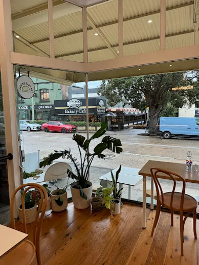 Coffee shop Sunny Side Up in Drummoyne