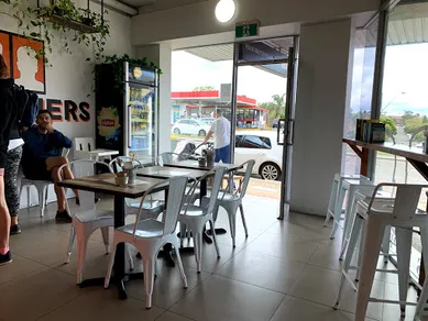 Coffee shop Four Brothers Espresso in Manly Vale