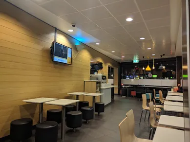 Coffee shop McDonald's Maroubra in Maroubra