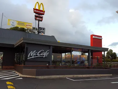 Coffee shop McDonald's Kings Park in Kings Park