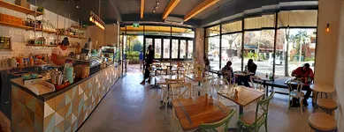 Coffee shop Blackbird & Co in Erskineville