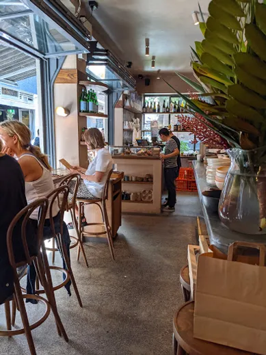 Coffee shop PI�A in Potts Point