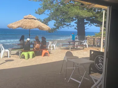 Coffee shop Macs Beach Cafe in MacMasters Beach