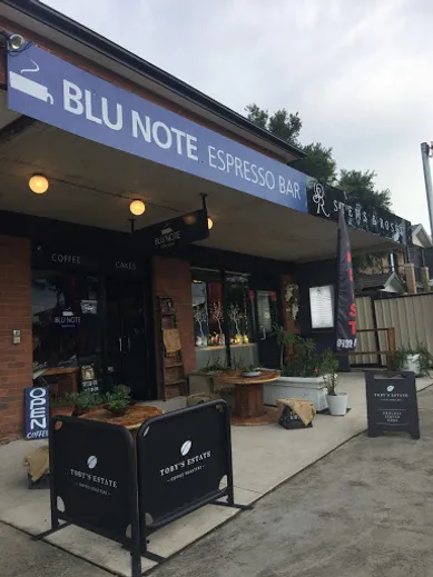 Coffee shop Blu Note Espresso Bar in Revesby