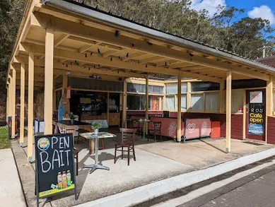 Coffee shop Apple Tree Bay Cafe in Mount Colah