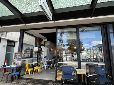 Coffee shop Neighbourhood in Ramsgate Beach