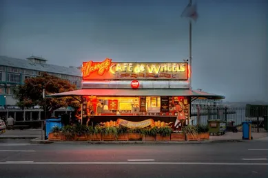 Coffee shop Harry's Caf2 de Wheels - Woolloomooloo in Woolloomooloo