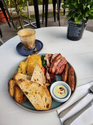 Coffee shop Jamie's Kitchen Coffee and Food in Waitara