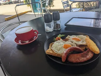 Coffee shop MJ�s Cafe in Moorebank