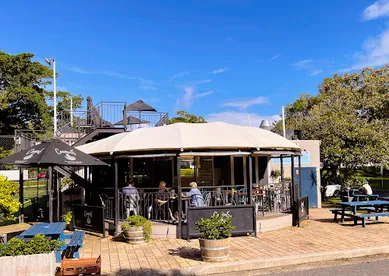 Coffee shop Sugar+Spoon in Rose Bay