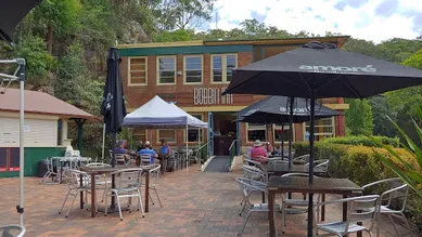 Coffee shop Bobbin Inn Cafe in Mount Colah