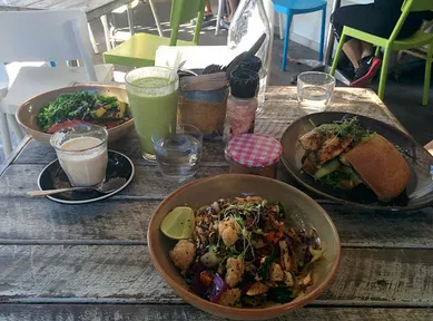 Coffee shop Eat N Chill Wholefood Cafe in Naremburn