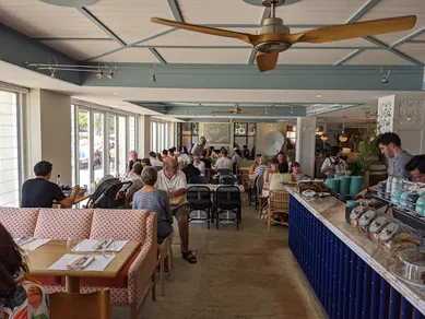 Coffee shop Bathers' Pavilion in Mosman