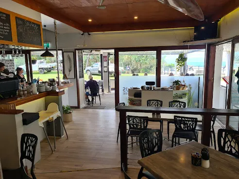 Pandanus Cafe and Licensed Restaurant