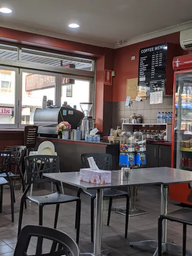 Coffee shop Mina Bakery Pizza & Cafe Merrylands in Merrylands