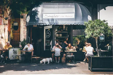 Coffee shop Sonder Cafe in Paddington