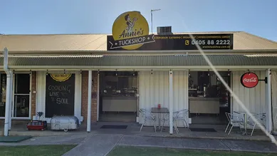 Coffee shop Annies Tuckshop in Kings Park