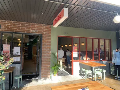 Coffee shop Nutie in Dulwich Hill